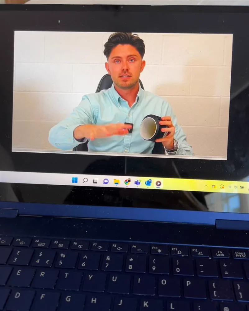 Simon Crowther filming a how-to product explainer video